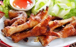 Khôn lường những hậu quả nguy hiểm từ chân gà bẩn 