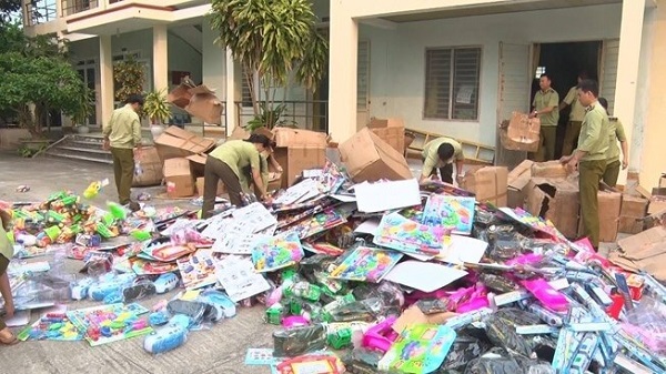 Hang-gia-hang-nhai-cang-ngay-cang-long-hanh