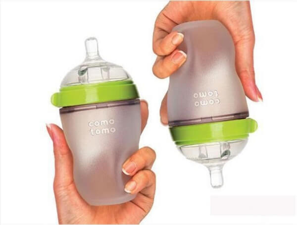 Nhan-dien-binh-sua-gia-qua-chat-lieu-ben-ngoai