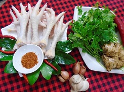 Giật mình vì nguy hại từ những chiếc chân gà