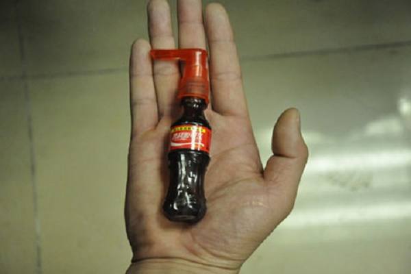 Coca cola giả nhái trên thị trường Coca cola giả nhái trên thị trường