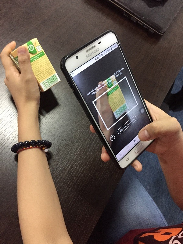 huong-camera-vao-phia-co-ma-vach huong-camera-vao-phia-co-ma-vach